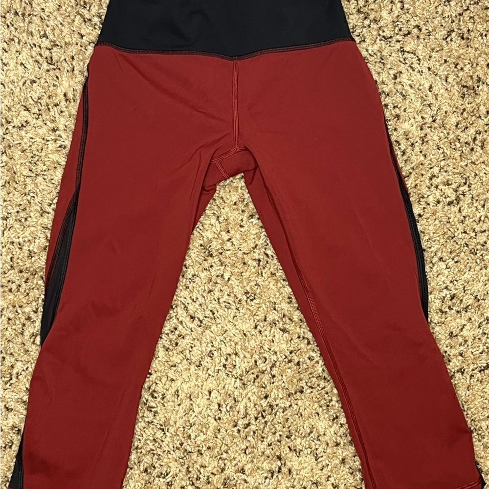 Lululemon crop leggings